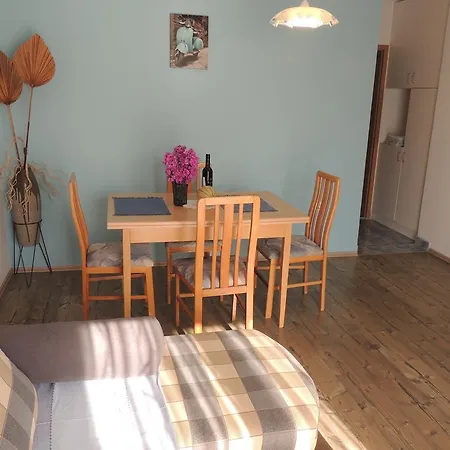 Hodak Apartment