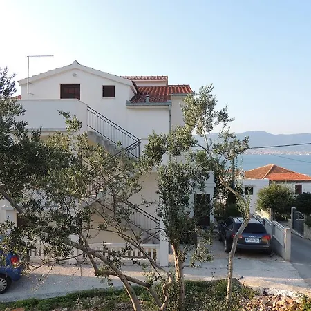 Hodak Apartment